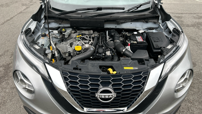 Nissan Juke 1.0 DiG-T 114 N-Connecta 5dr Petrol Hatchback